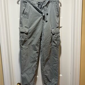 American Eagle Outfitters Women’s Green Cargo Pants